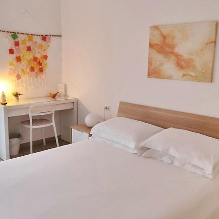 B&B Le Albarelle Bagian luar foto