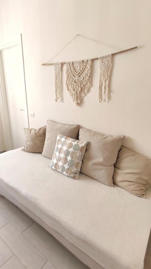 B&B Le Albarelle Bagian luar foto